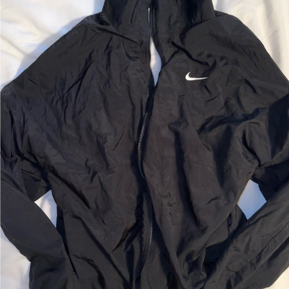 NIKE WINDBREAKER